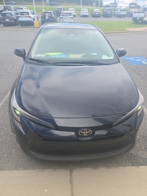 2024 Toyota Corolla LE photo 2