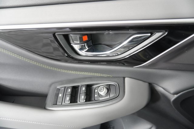 2025 Subaru Outback Onyx Edition photo 5