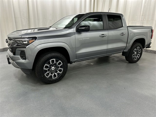 2026 Chevrolet Colorado Z71 photo 2