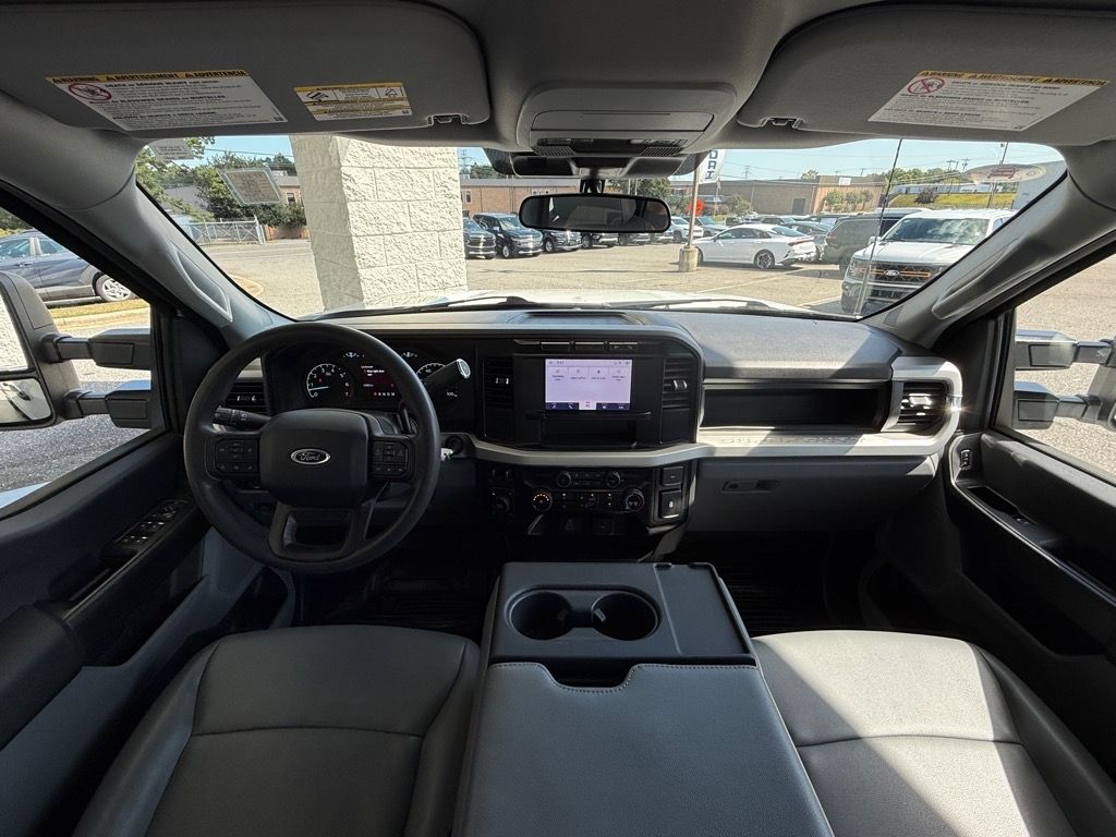 2024 Ford F-250 XL photo 3