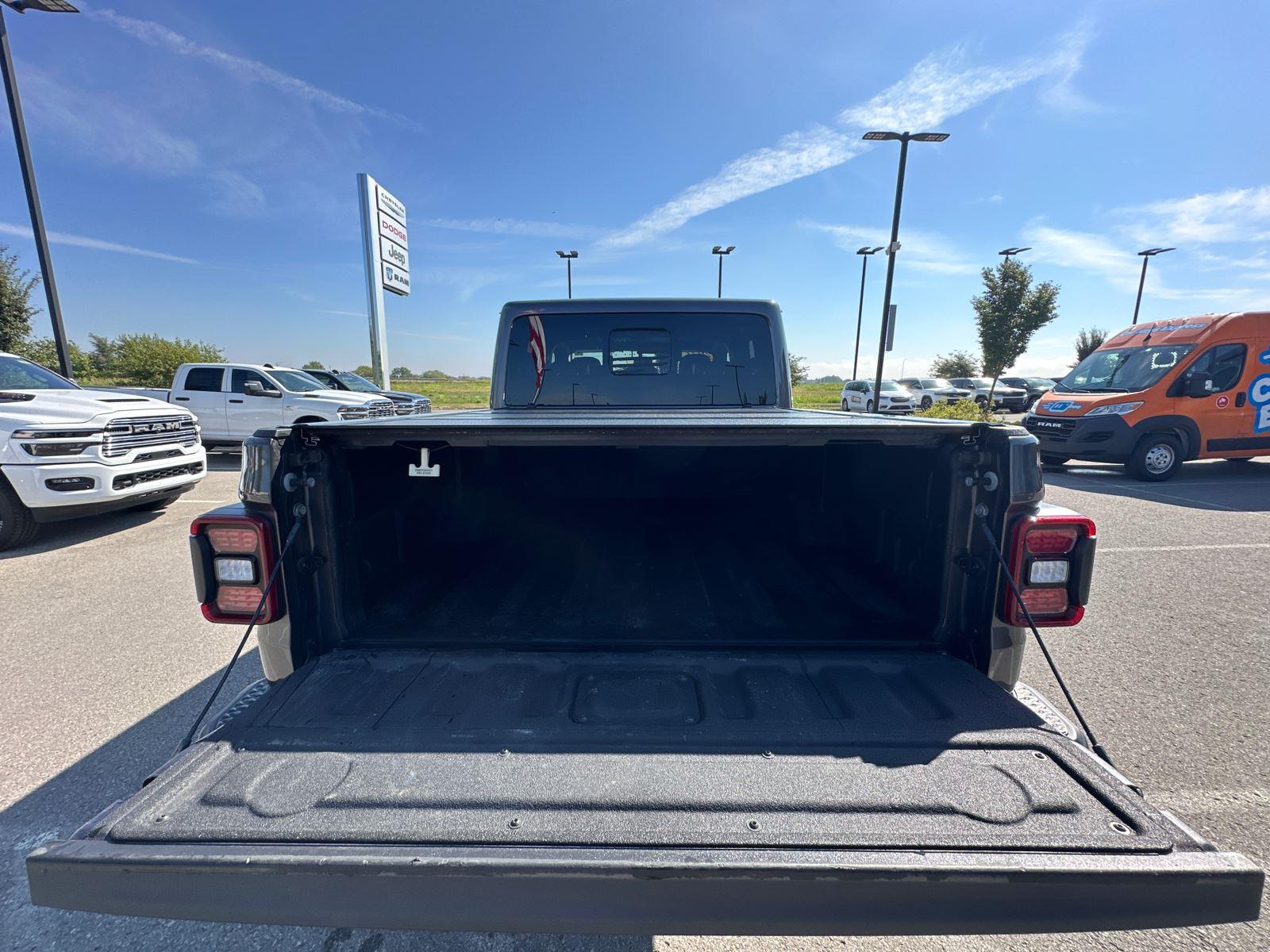2021 Jeep Gladiator Mojave photo 5