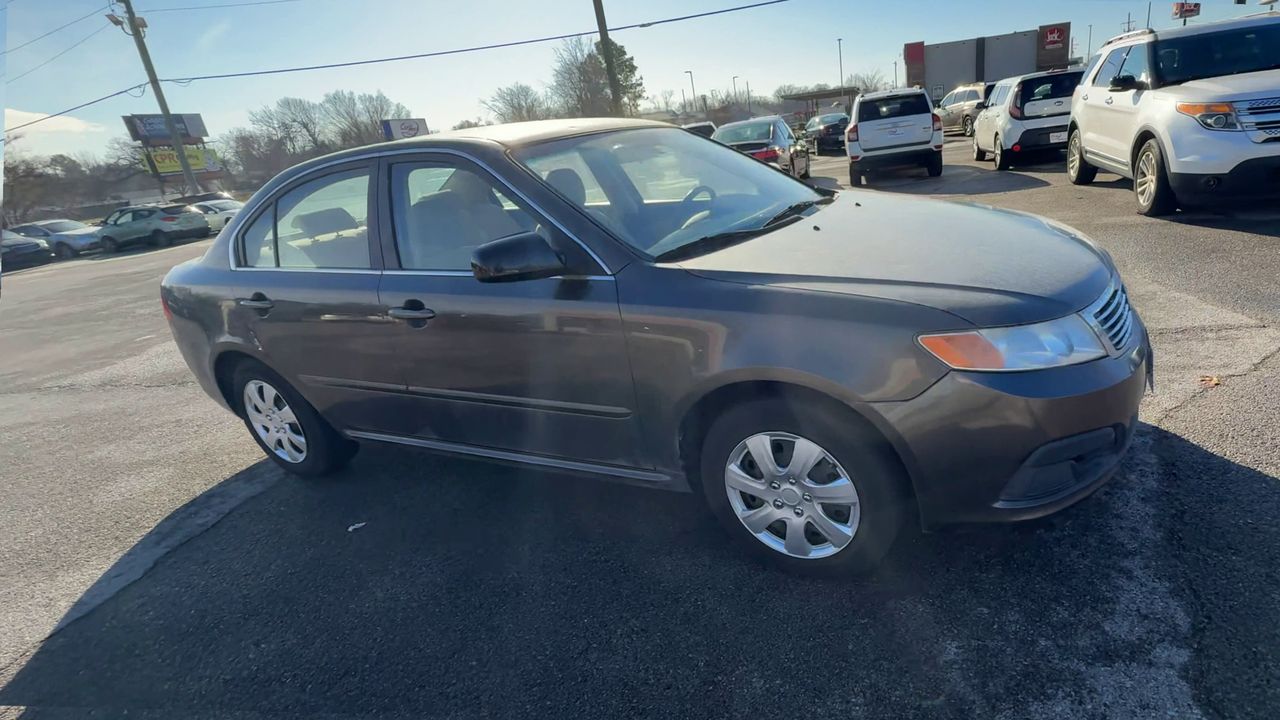 2009 Kia Optima LX's photo