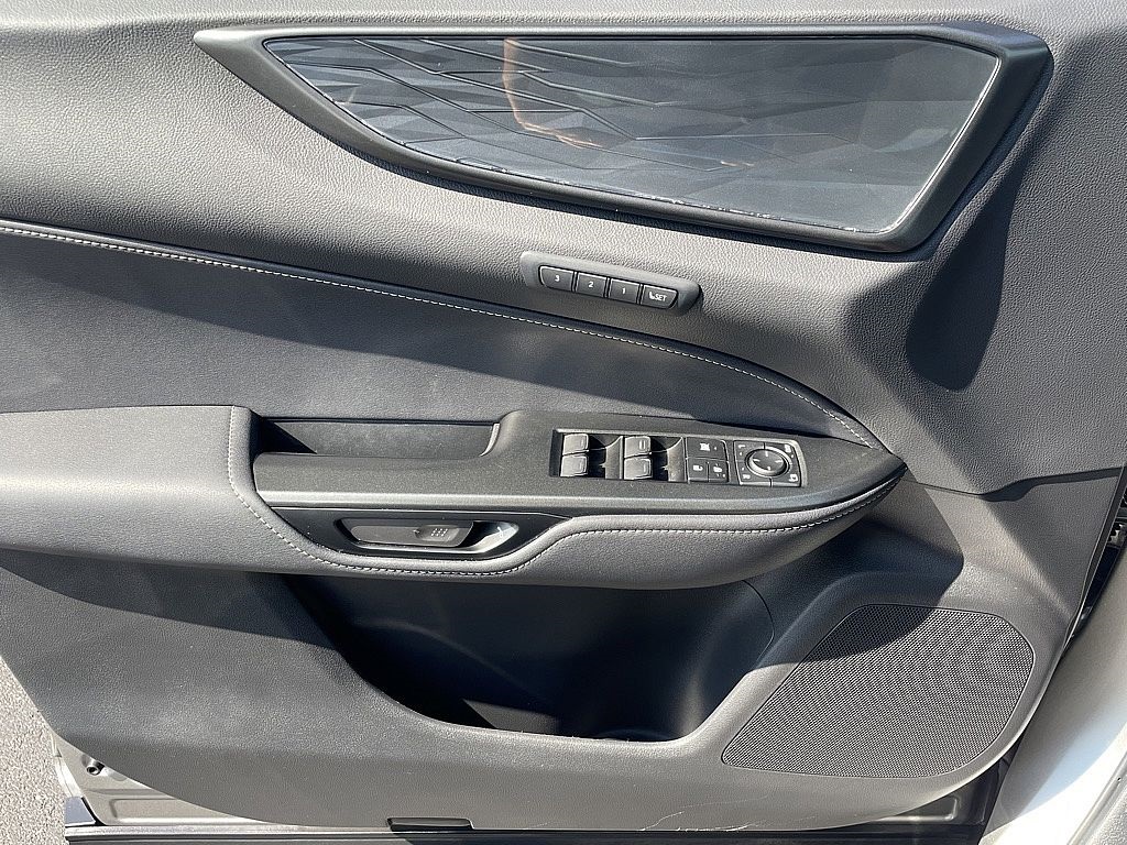 2025 Lexus NX 350h Premium photo 21