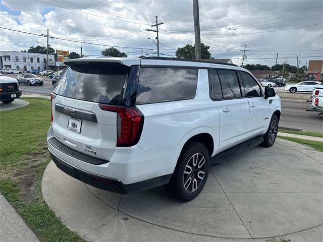 2022 Gmc Yukon XL AT4 photo 5