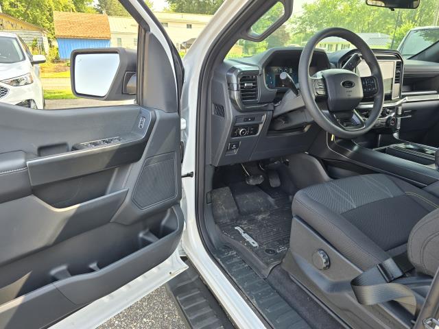 2025 Ford F-150 STX photo 12