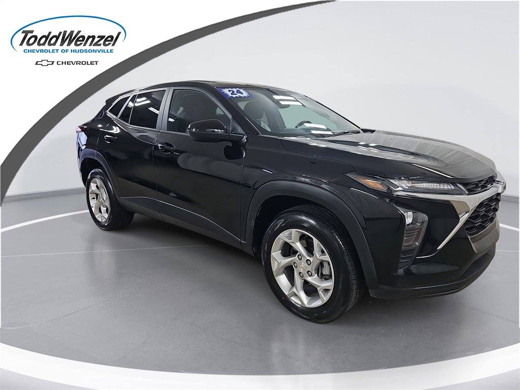 2024 Chevrolet Trax LS's photo