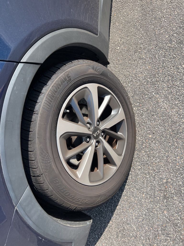 2019 Kia Sorento EX photo 17