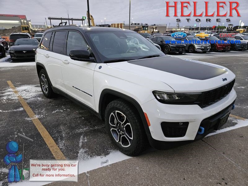 2022 Jeep Grand Cherokee Trailhawk 4xe's photo