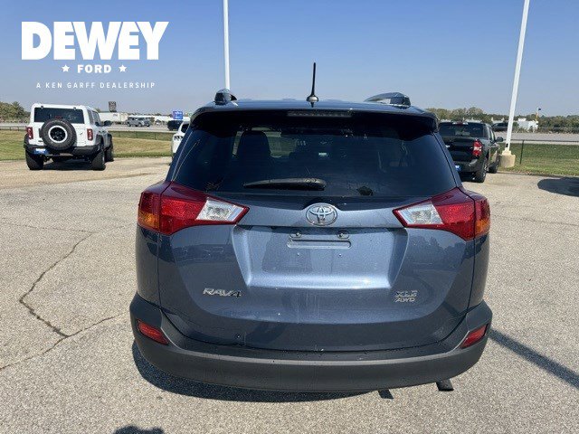2014 Toyota RAV4 XLE photo 6