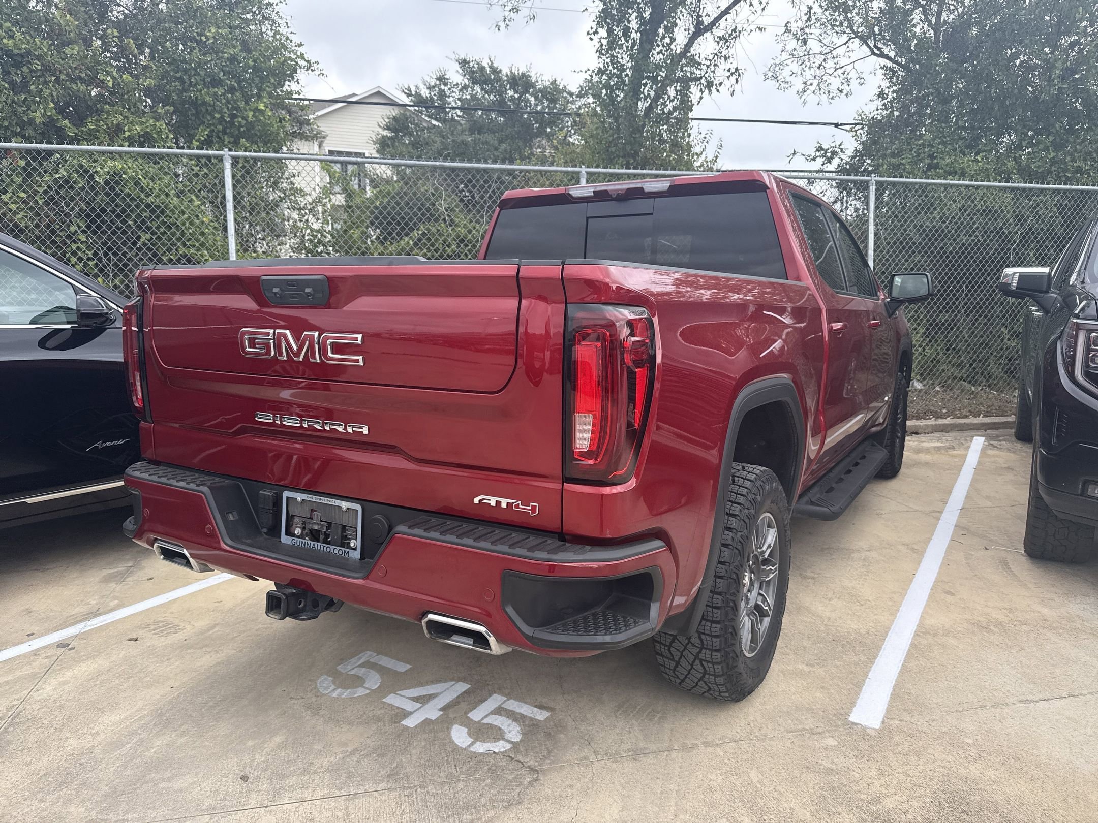 2024 Gmc Sierra 1500 AT4 photo 2