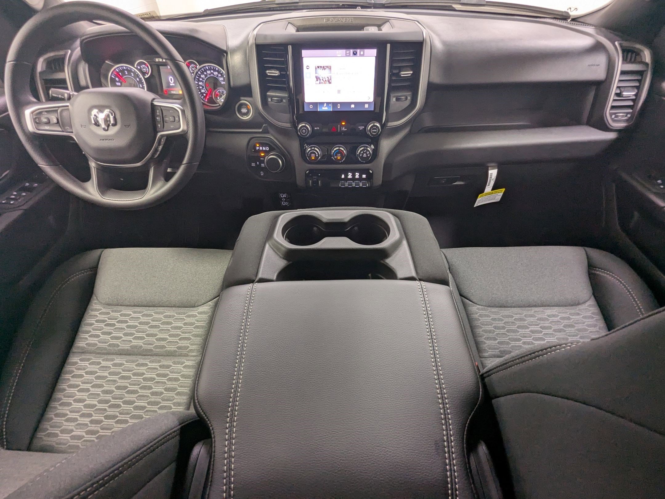 2025 Ram 1500 Tradesman photo 13