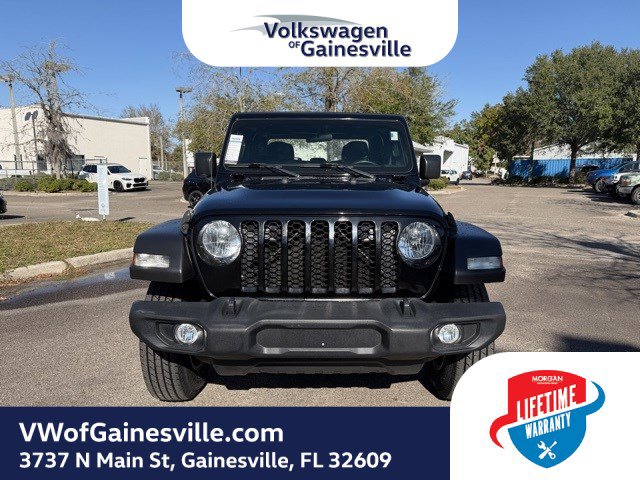 2021 Jeep Gladiator Sport photo 2