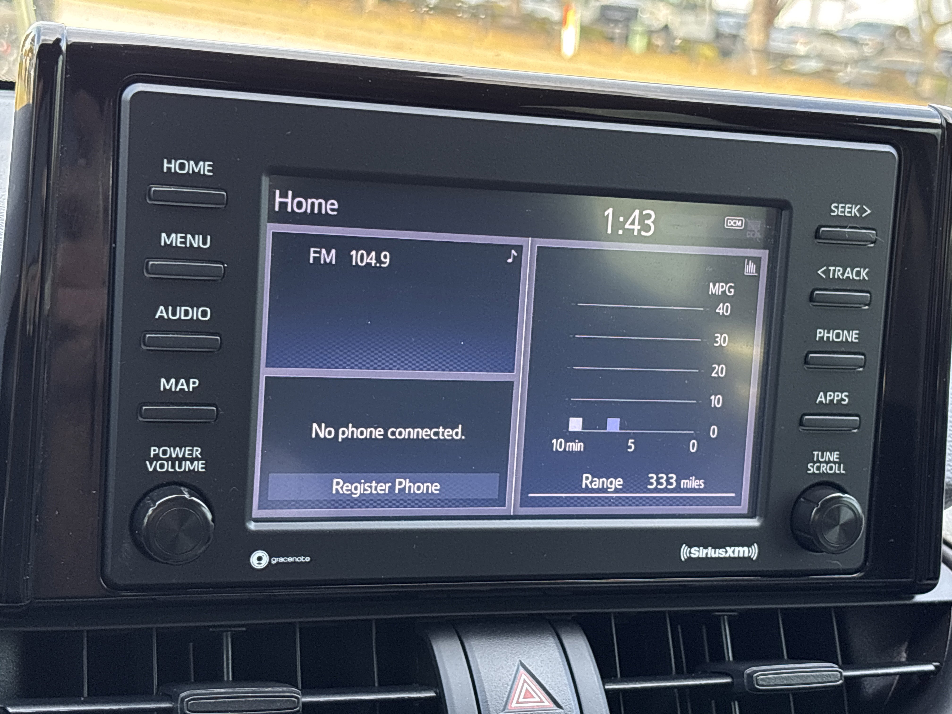 2022 Toyota RAV4 XLE photo 4