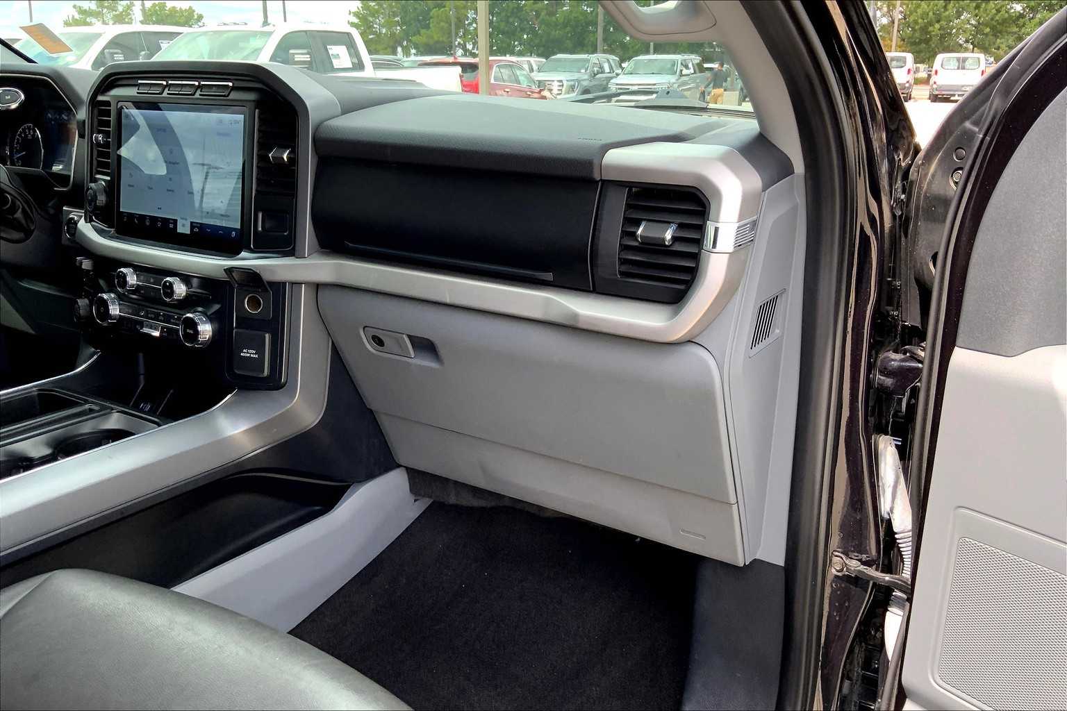 2022 Ford F-150 XLT photo 16