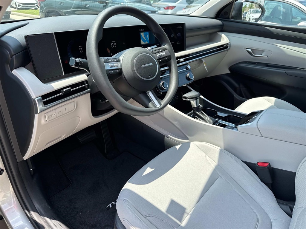 2025 Hyundai Tucson SEL photo 7