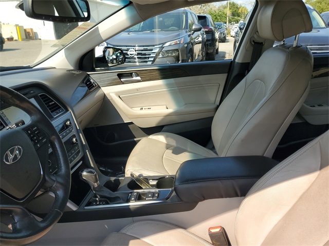 2015 Hyundai Sonata Limited photo 9