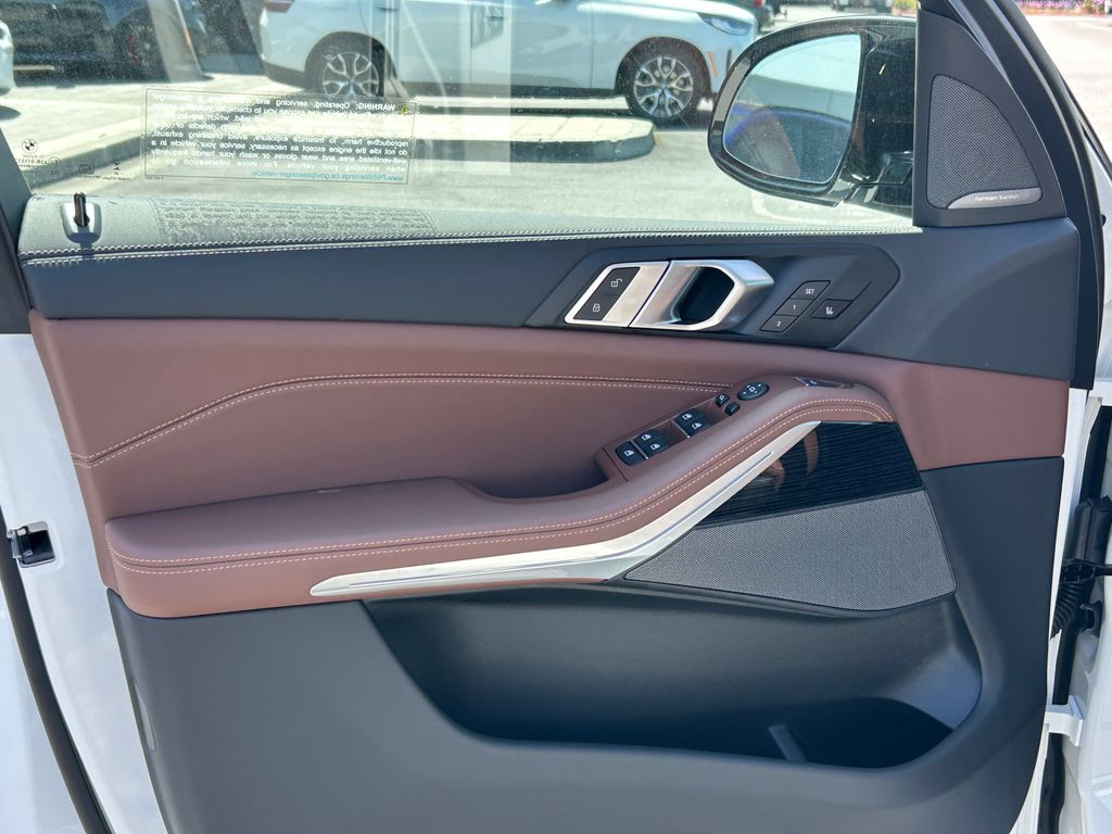 2026 Bmw X5 M60i photo 11