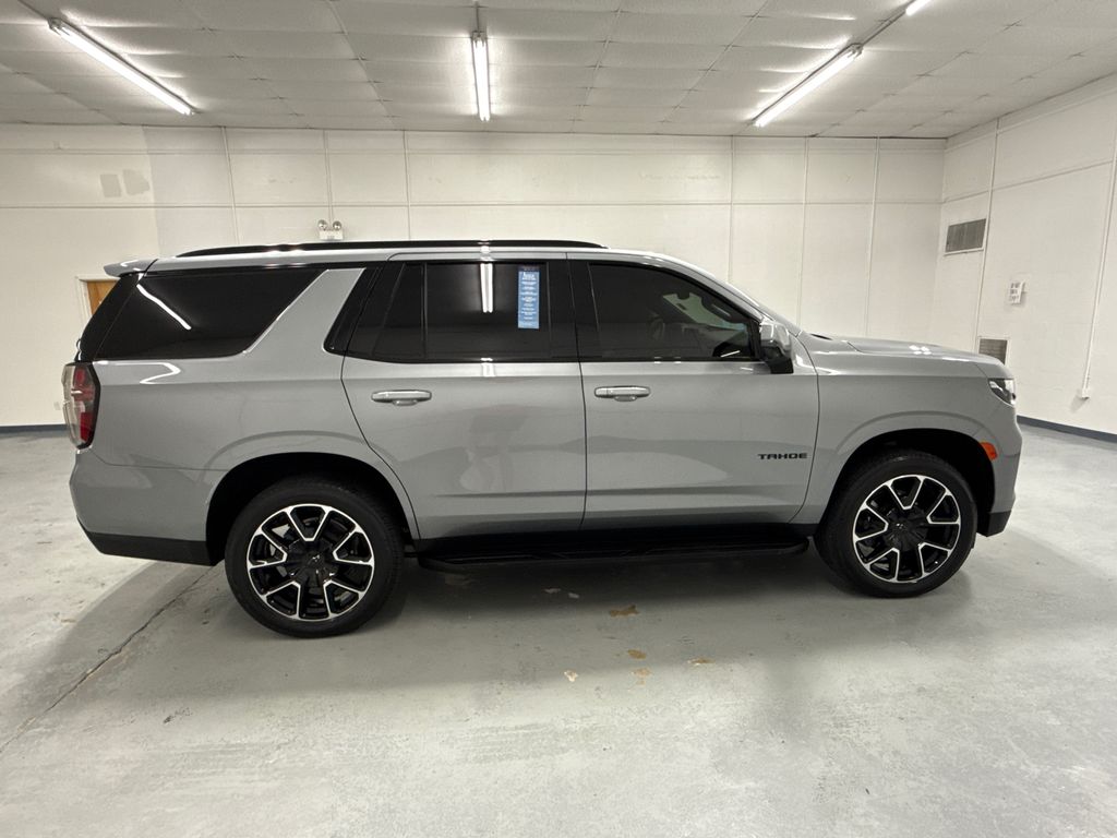 2024 Chevrolet Tahoe RST photo 9