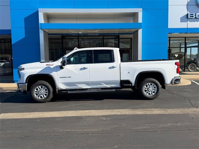 2026 Chevrolet Silverado HD LTZ's photo