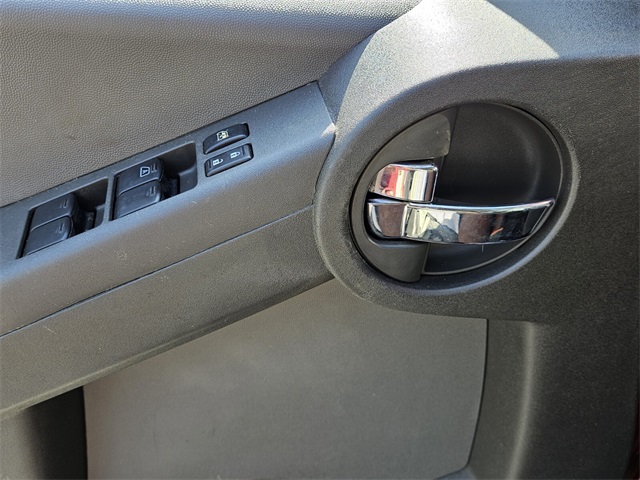 2015 Nissan Xterra S photo 25