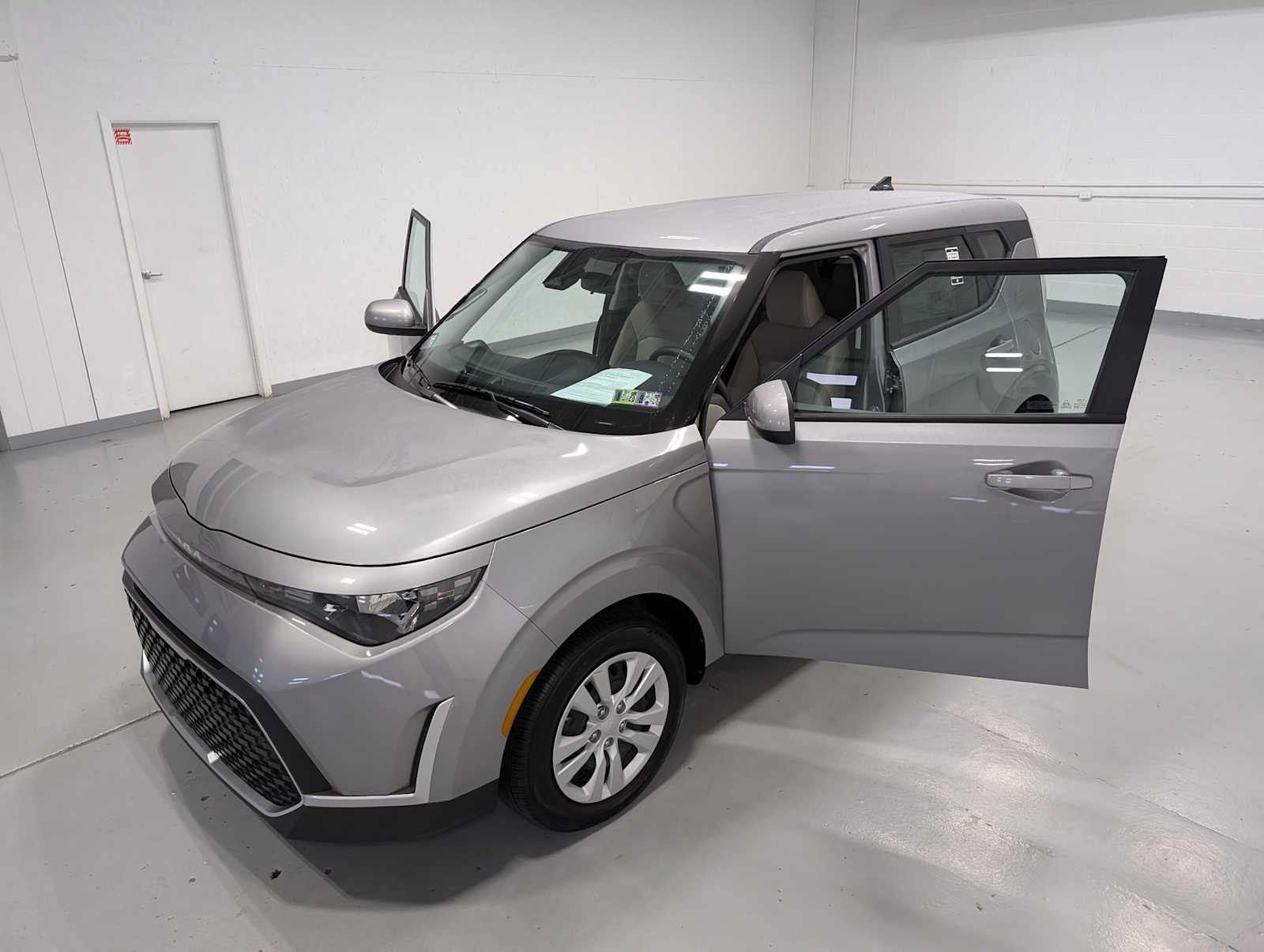2023 Kia Soul LX S photo 14