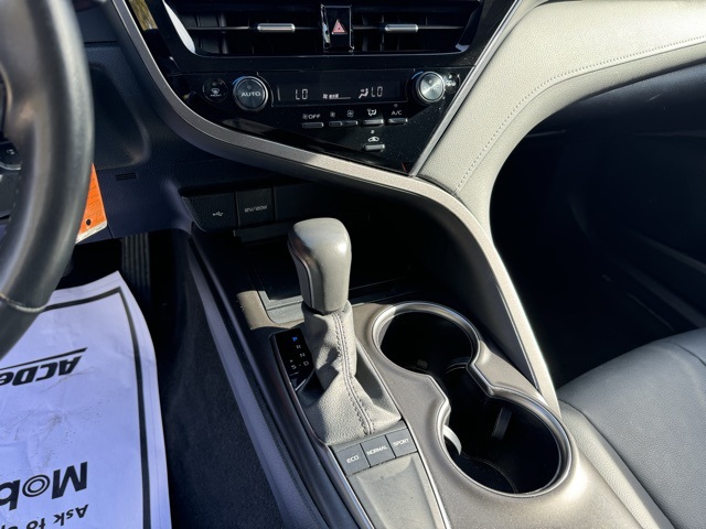 2024 Toyota Camry SE photo 20
