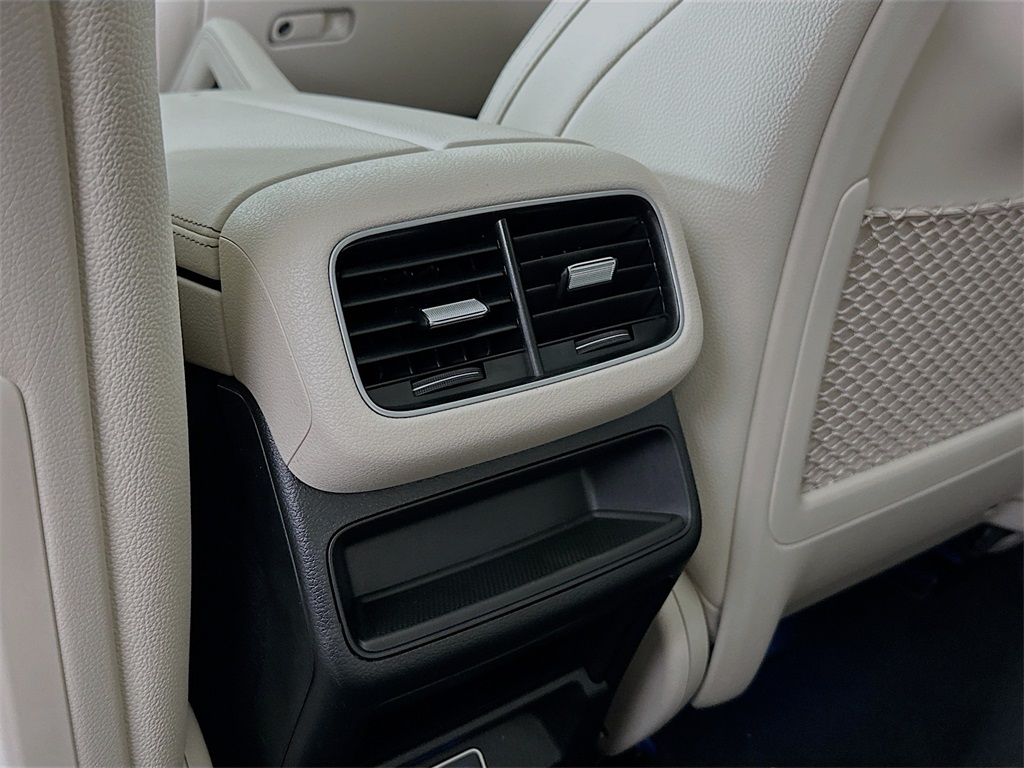 2026 Mercedes Benz GLE 450 4MATIC photo 25