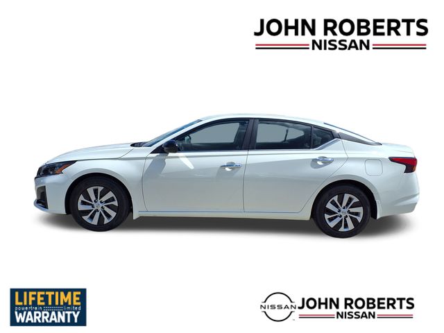 2025 Nissan Altima 2.5 S photo 2