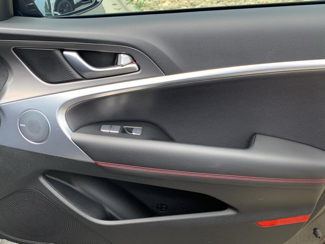 2025 Genesis G70 2.5T photo 35