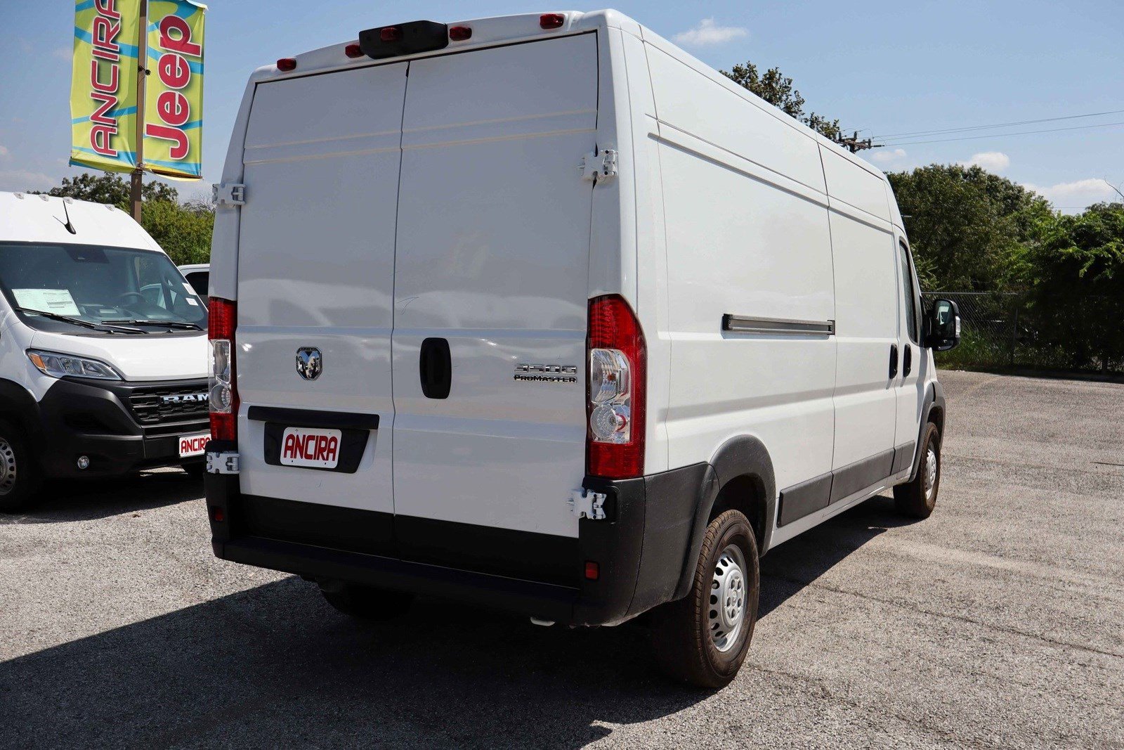 2025 Ram ProMaster 3500 photo 3