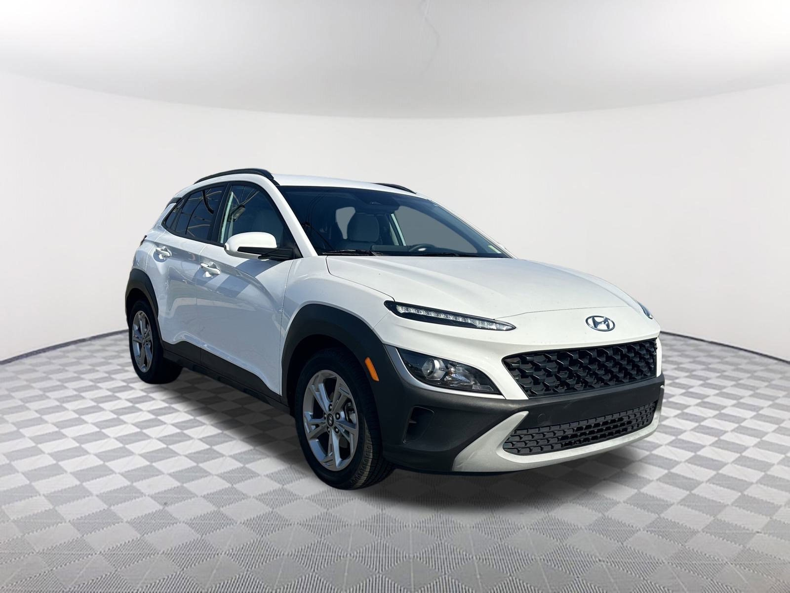 2023 Hyundai Kona SEL photo 3