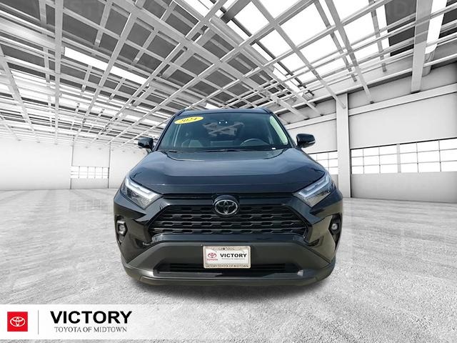 2024 Toyota RAV4 XLE Premium photo 8