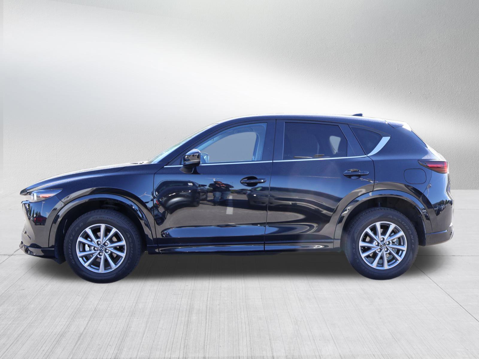 2024 Mazda CX-5 2.5 Select photo 4