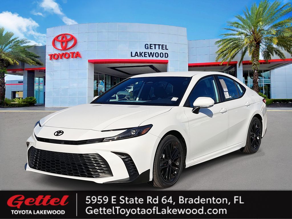 2026 Toyota Camry SE's photo