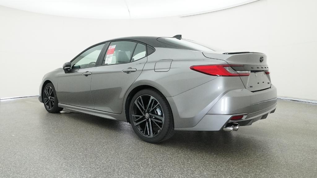 2025 Toyota Camry XSE photo 13