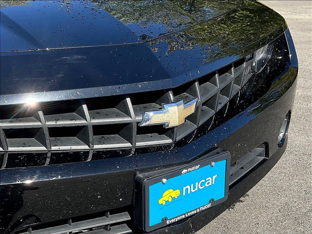2013 Chevrolet Camaro 1LT photo 26