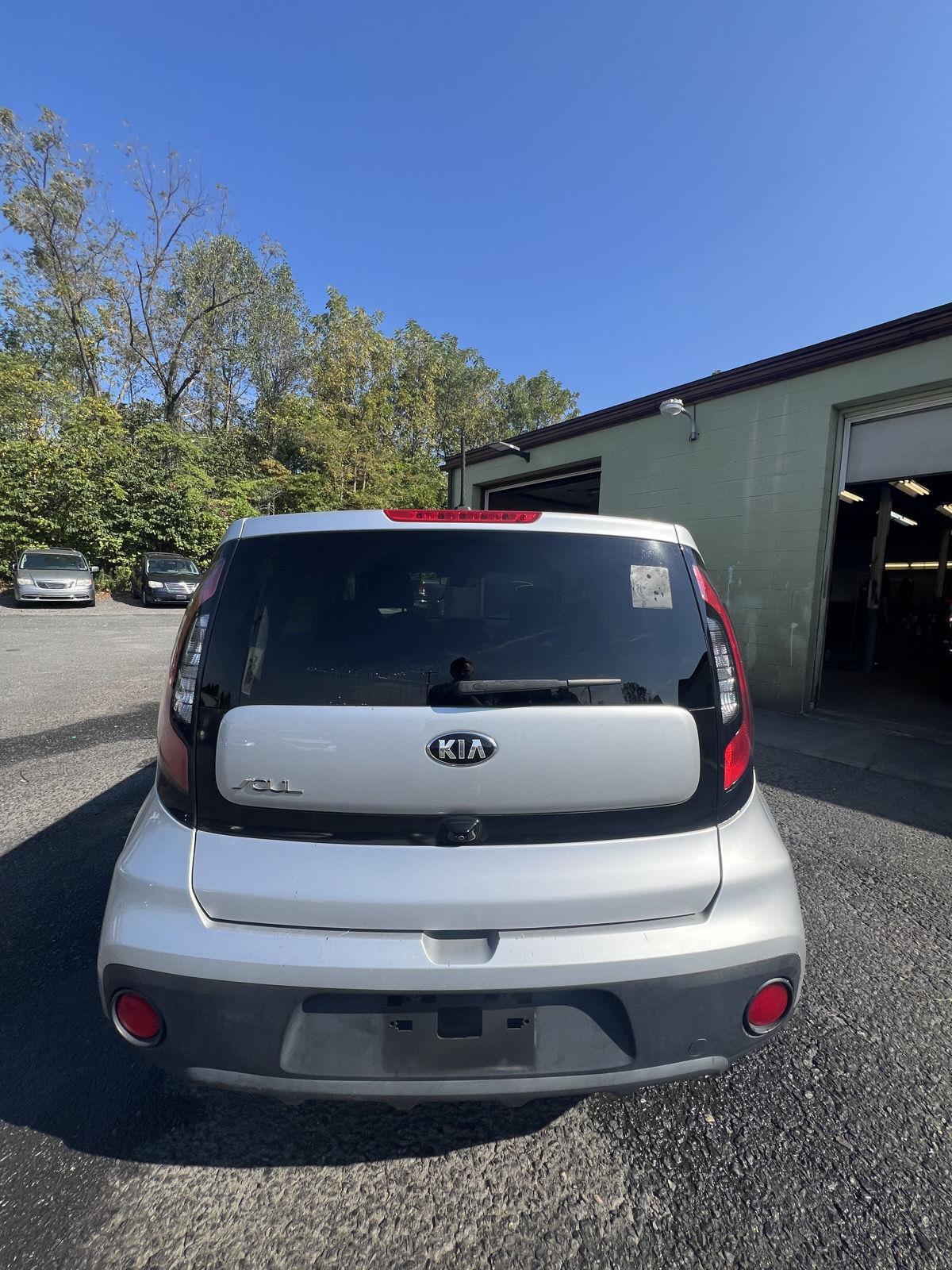 2019 Kia Soul Base photo 3
