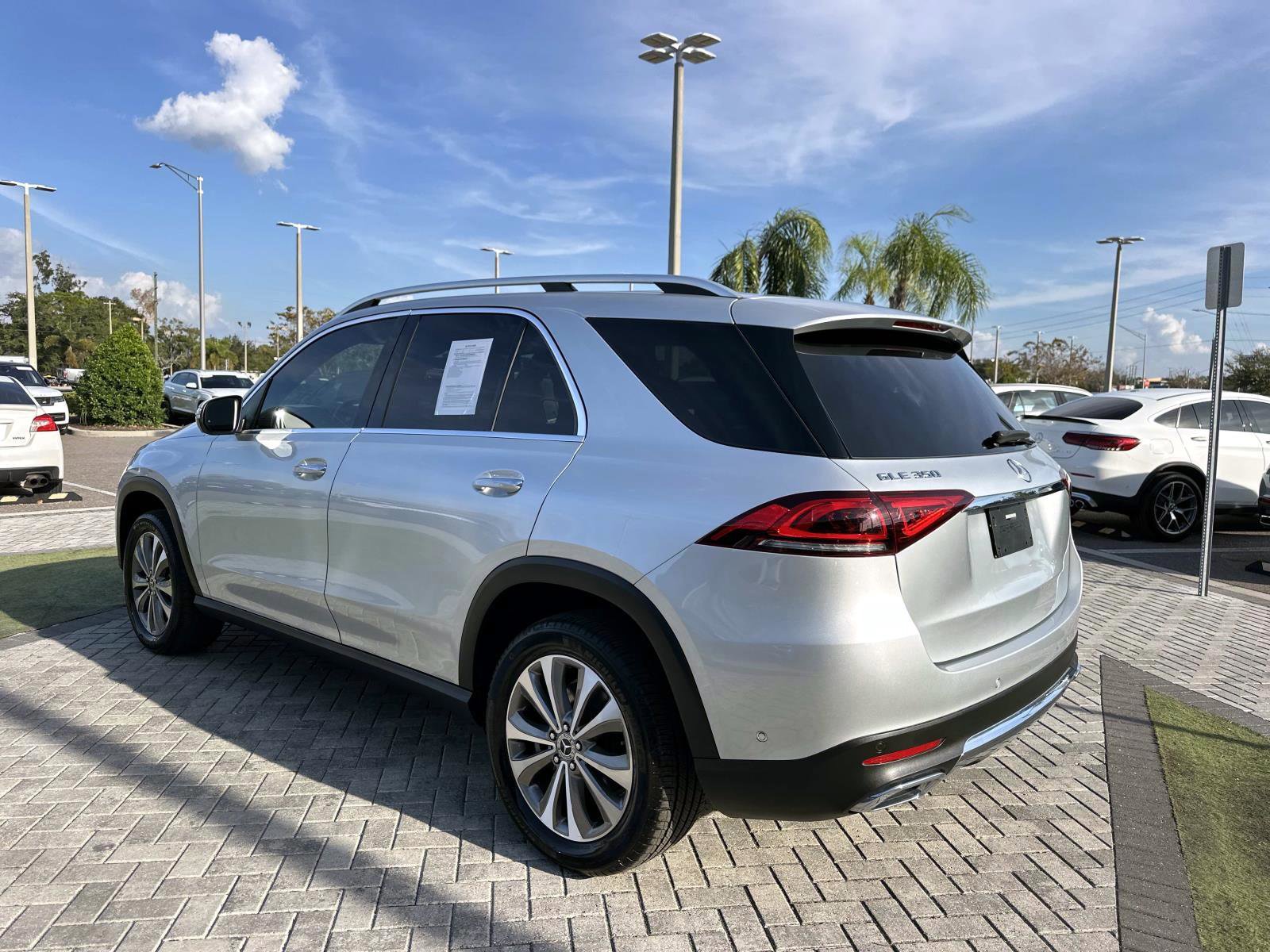 2021 Mercedes Benz GLE 350 photo 2