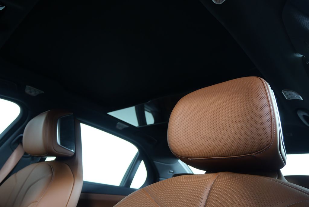 2025 Bmw 760i xDrive photo 11