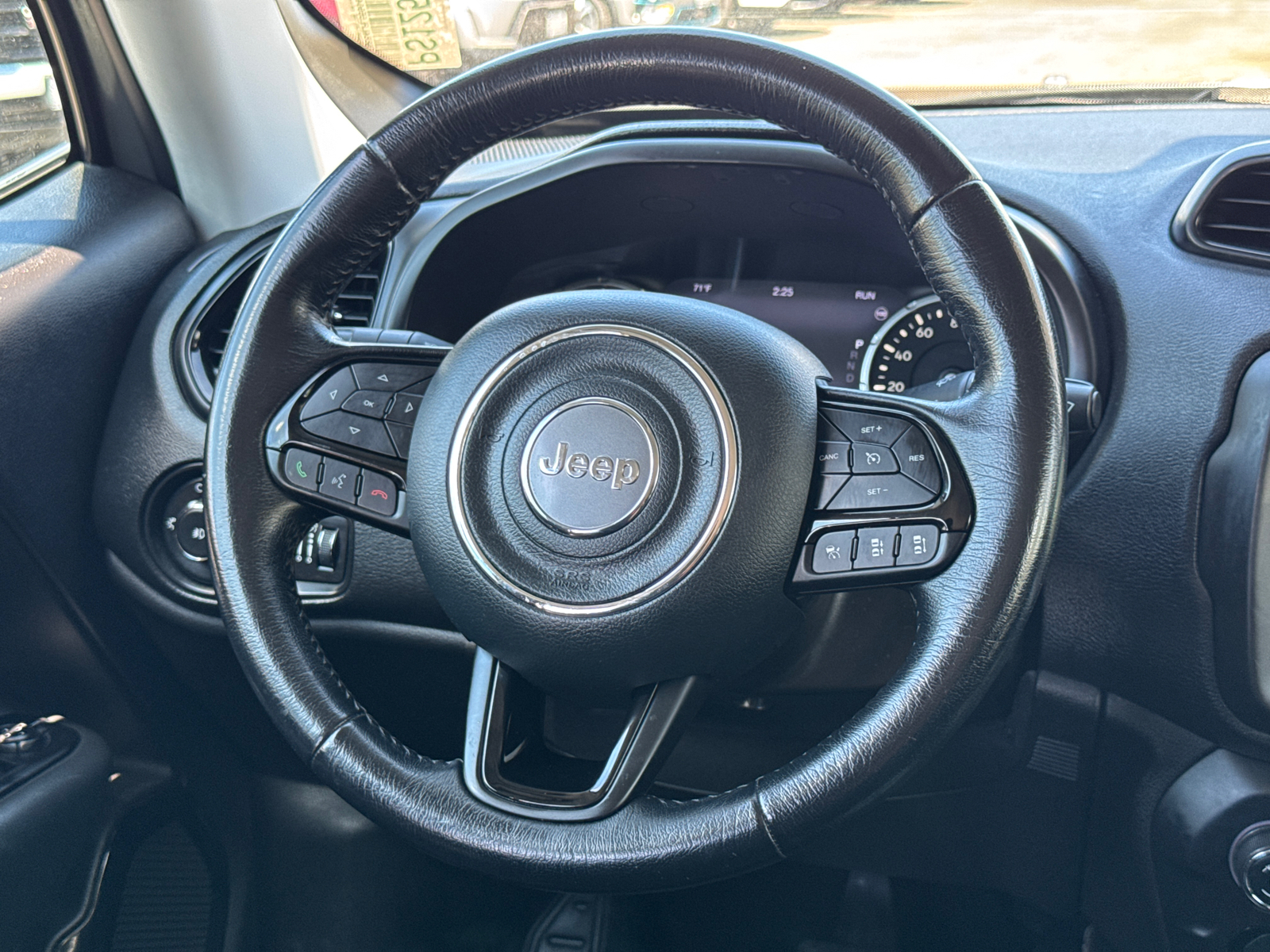 2020 Jeep Renegade Altitude photo 9