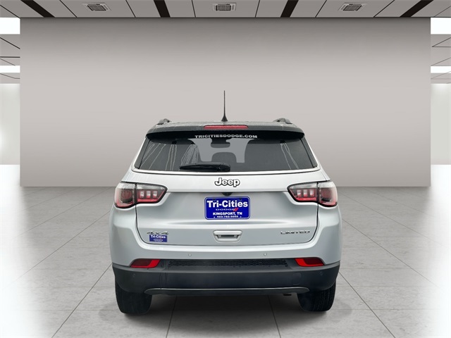 2024 Jeep Compass Limited photo 4