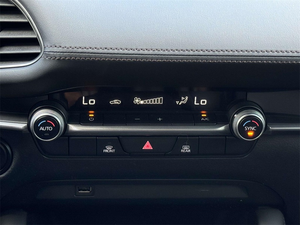 2021 Mazda Mazda3 Select photo 20