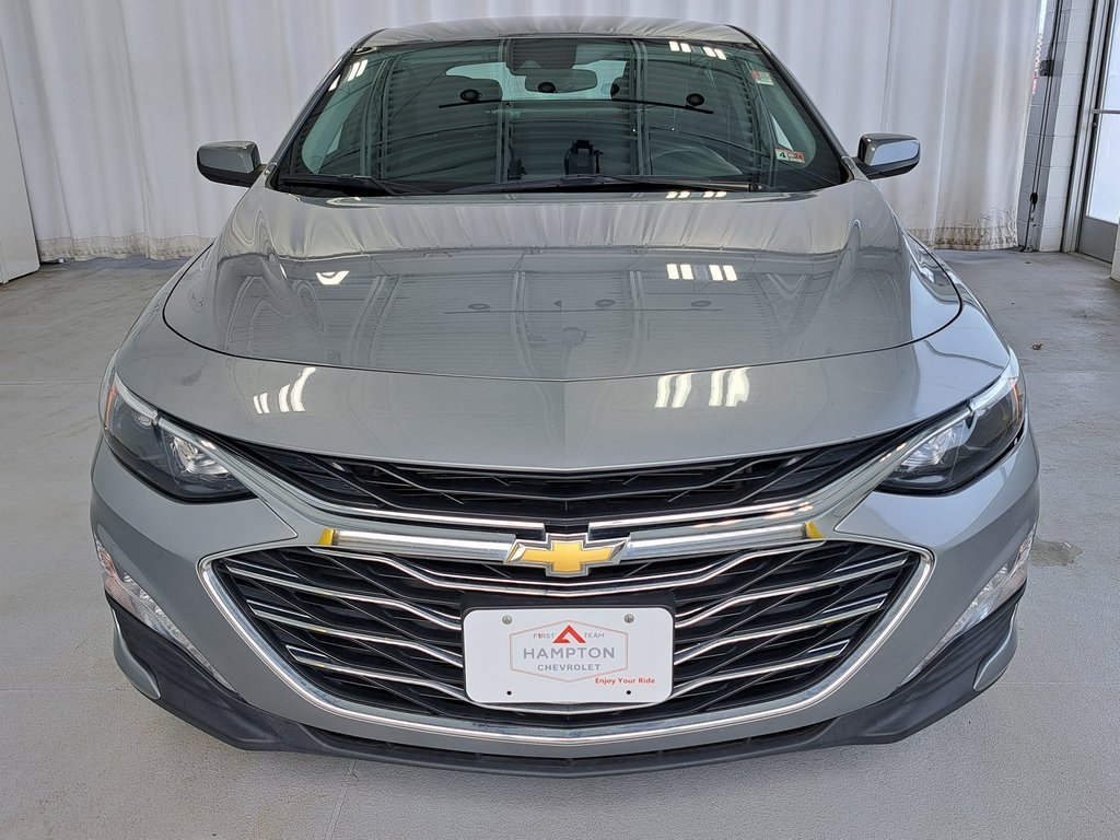 2023 Chevrolet Malibu 1LT photo 3