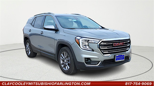 2024 GMC Terrain SLT's photo