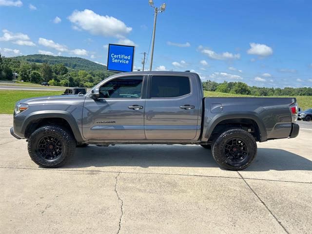 2020 Toyota Tacoma SR V6 photo 5