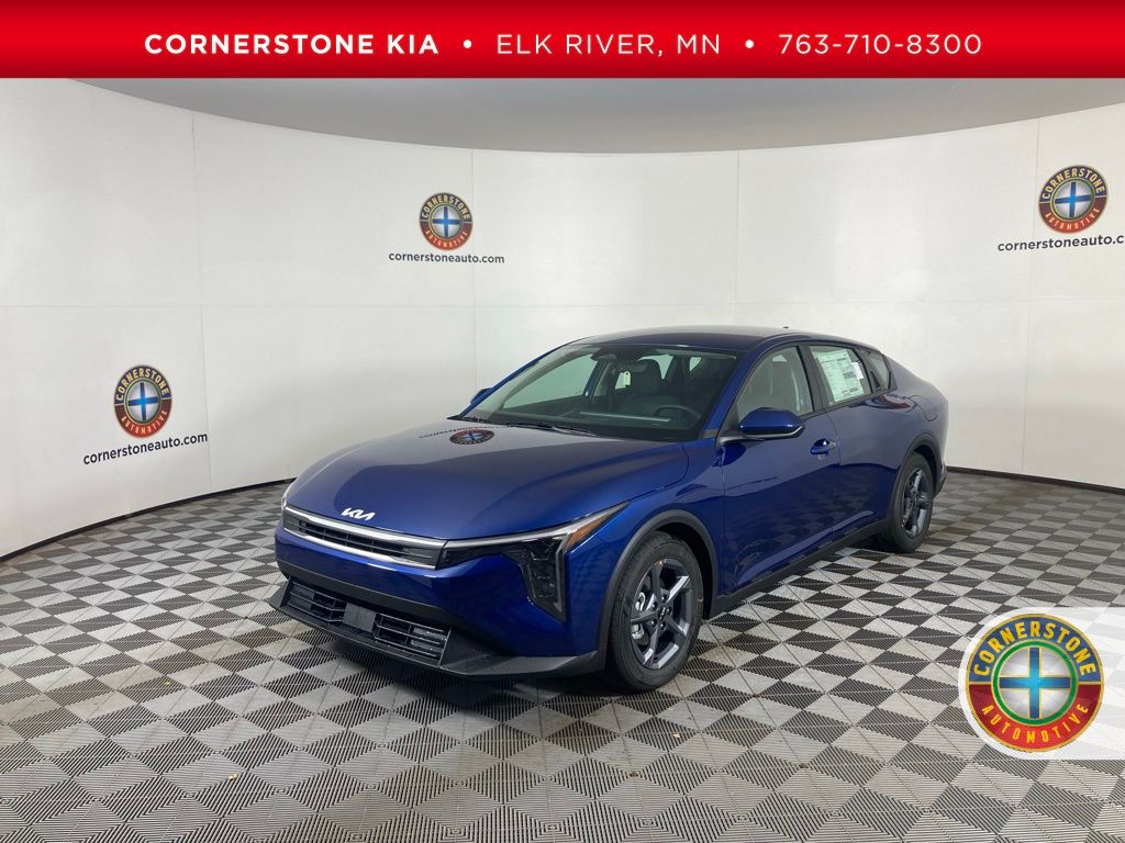 2025 Kia K4 LXS's photo