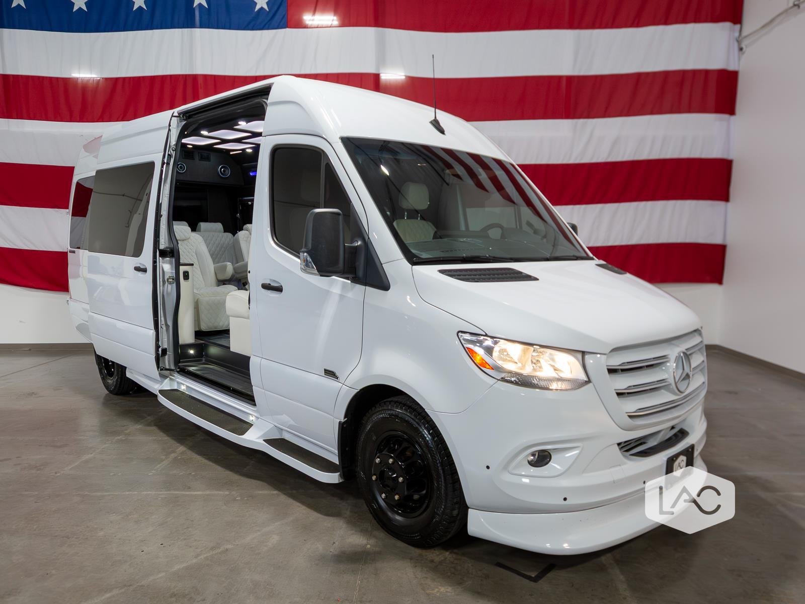 2021 Mercedes Benz Sprinter Crew Van photo 22