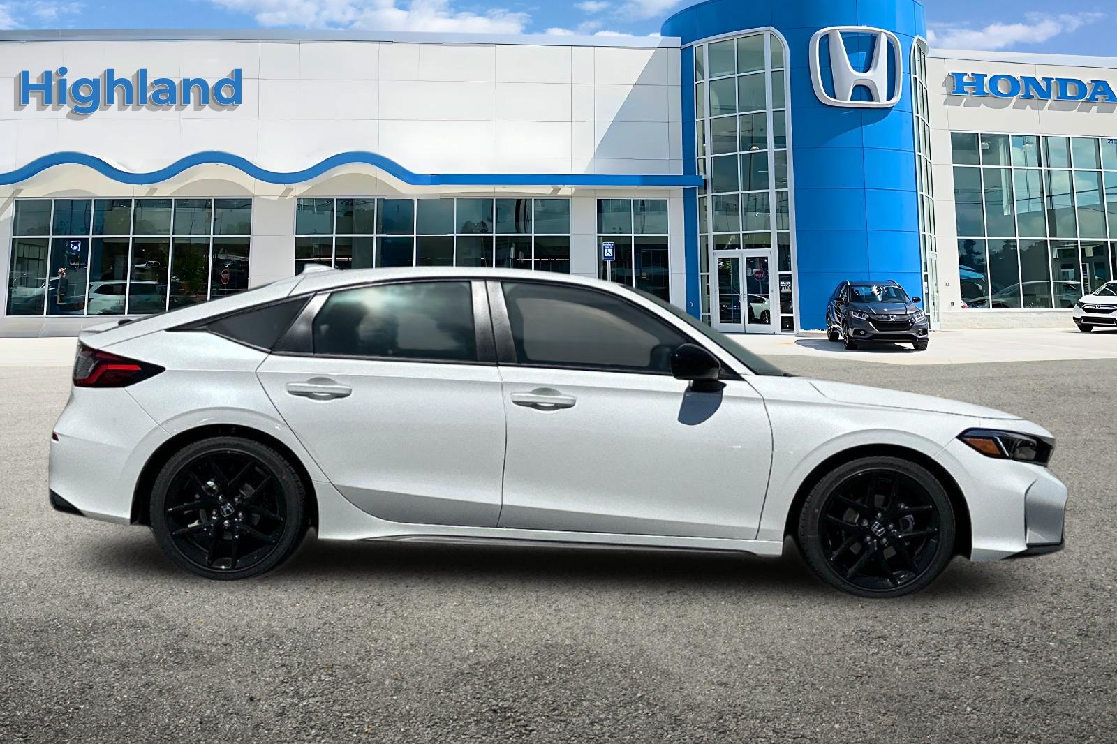 2026 Honda Civic Hatchback Sport photo 4