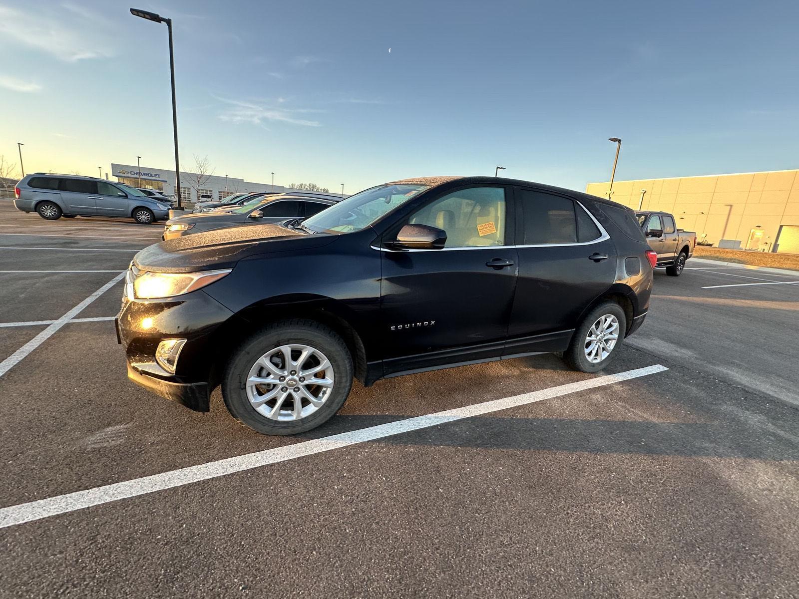 Used 2021 Chevrolet Equinox LT with VIN 3GNAXUEVXMS133947 for sale in Kansas City