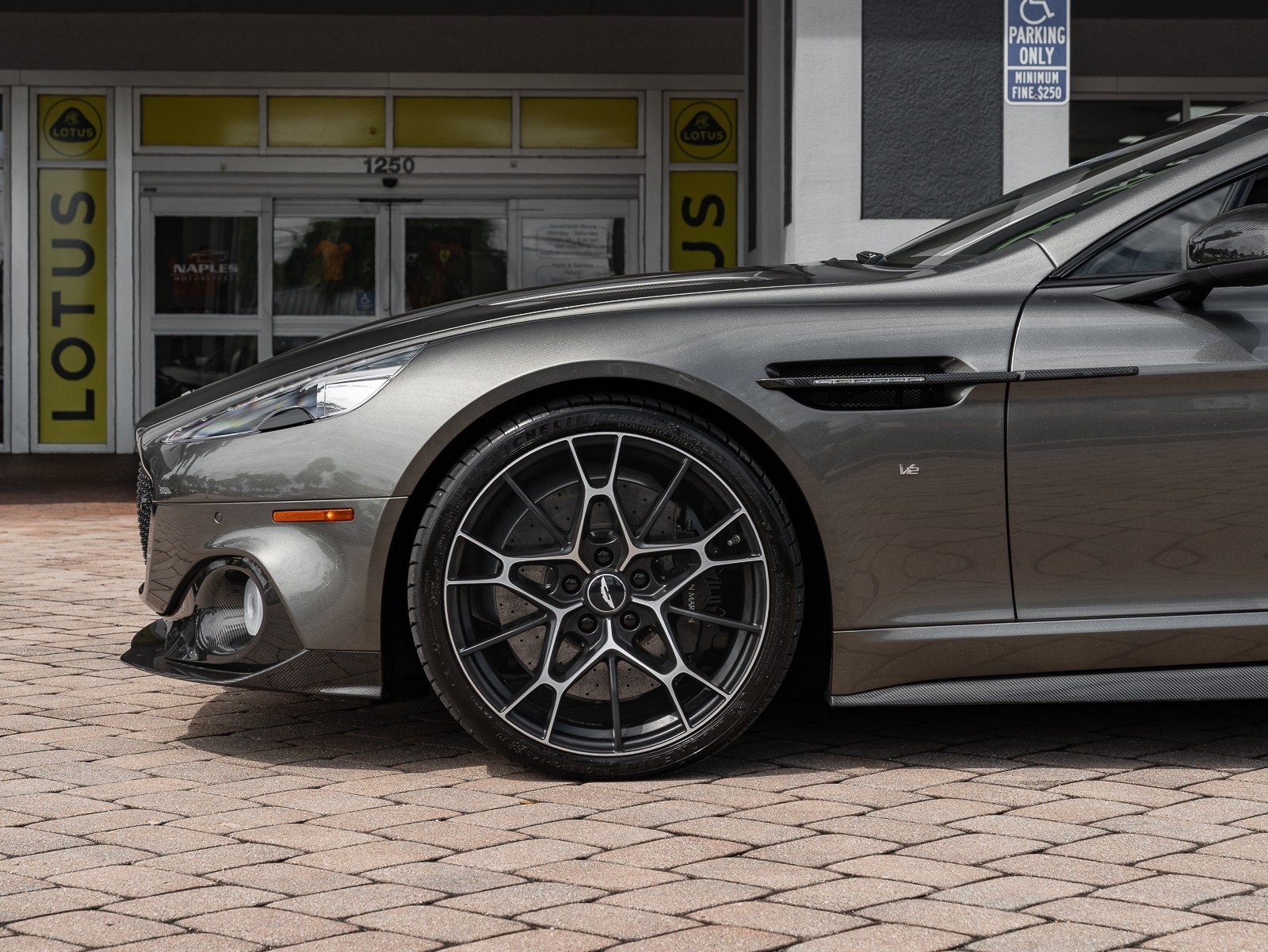 2019 Aston Martin Rapide AMR VH4 photo 27